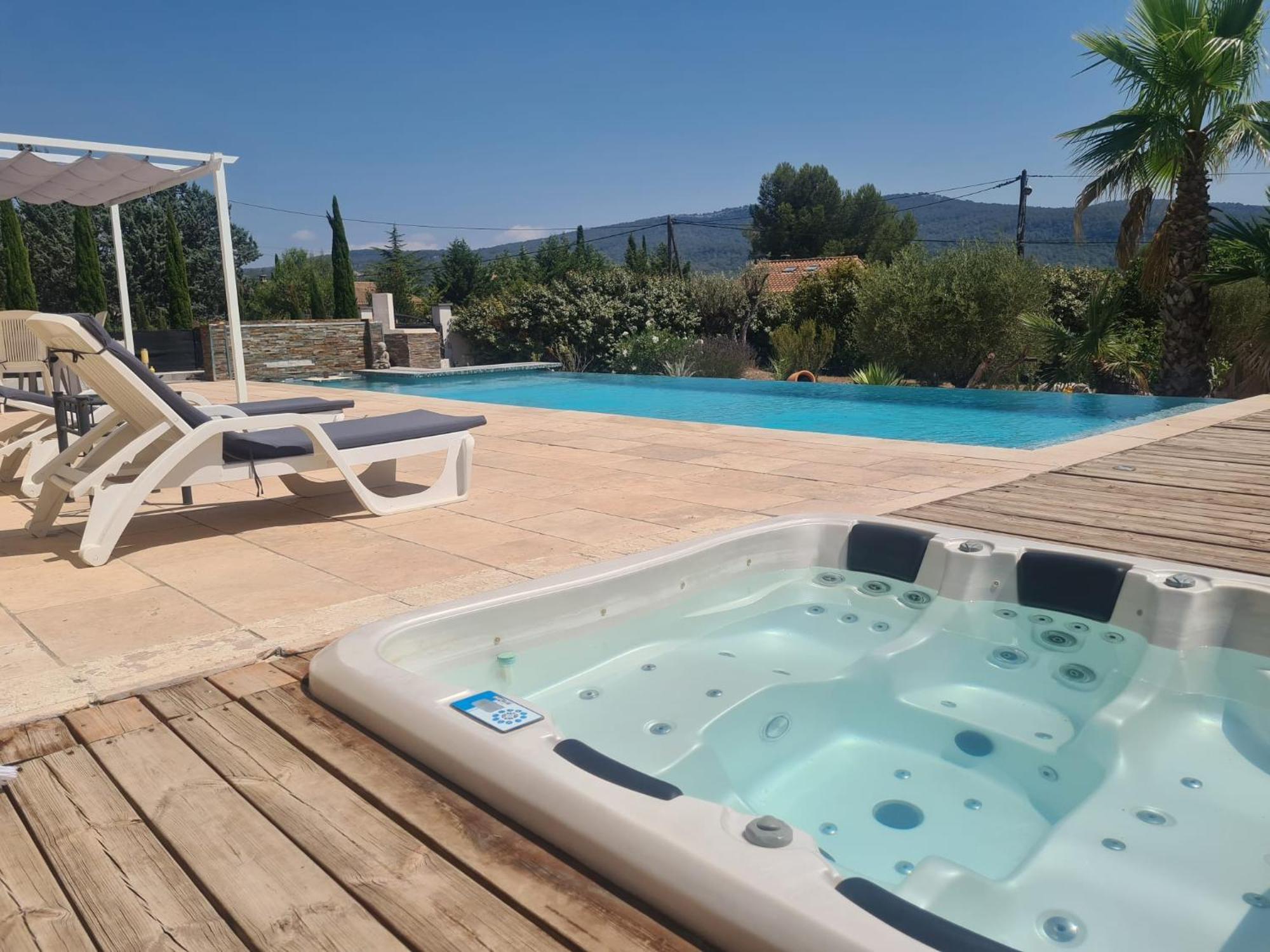 Villa Tiny House Roulotte à Cuges-les-Pins Extérieur photo